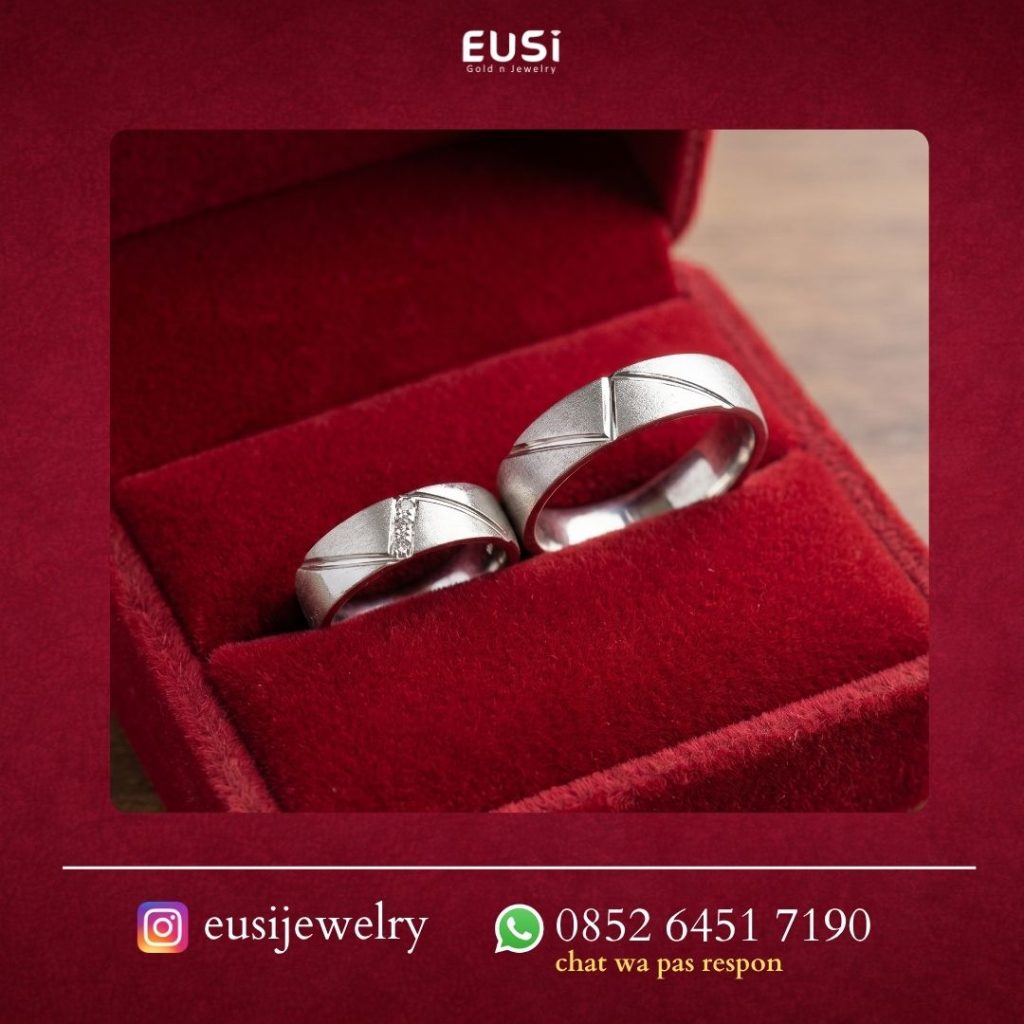 Perbandingan Custom Cincin vs Cincin Jadi